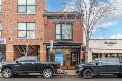 3016 Dundas Street W Toronto, ON M6P 1Z3