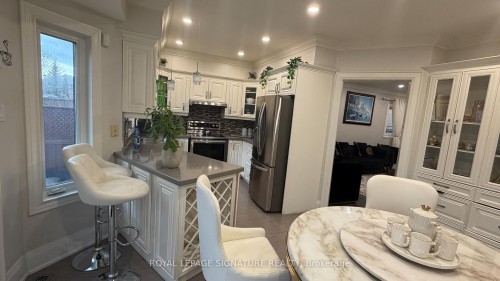 874 Mantle Crescent, Mississauga, ON - Indoor Photo Showing Other Room