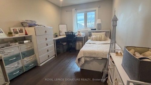 874 Mantle Crescent, Mississauga, ON - Indoor Photo Showing Bedroom