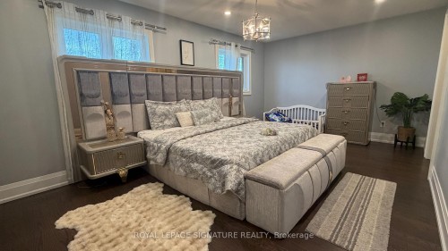 874 Mantle Crescent, Mississauga, ON - Indoor Photo Showing Bedroom