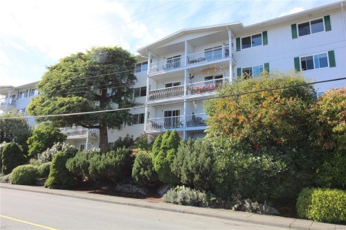 301-9942 Daniel St, Chemainus, BC - Outdoor