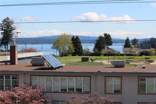 301-9942 Daniel St, Chemainus, BC - Outdoor With Body Of Water With View