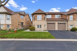 41-223 Rebecca Street Oakville, ON L6K 3Y2