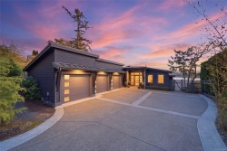 1381 Marina Way Nanoose Bay, BC V9P 1B8