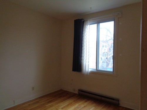 Bedroom - 3-6845 27E Avenue, Montréal (Rosemont/La Petite-Patrie), QC - Indoor Photo Showing Other Room