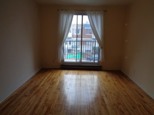 Living Room - 3-6845 27E Avenue, Montréal (Rosemont/La Petite-Patrie), QC - Indoor Photo Showing Other Room