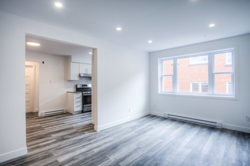 Salon - 6-4570 Av. Walkley, Montréal (Côte-Des-Neiges/Notre-Dame-De-Grâce), QC - Indoor