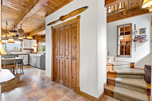 Hall d'entrée/Vestibule - 177 Rue Cachée, Mont-Tremblant, QC 