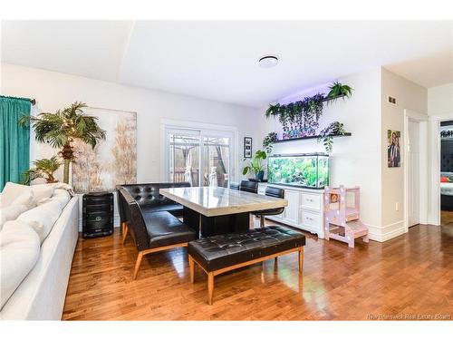 11 Mitchell Wayne, Fredericton, NB 