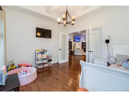 11 Mitchell Wayne, Fredericton, NB 