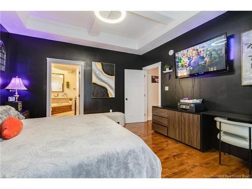 11 Mitchell Wayne, Fredericton, NB 