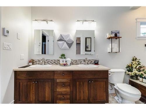 11 Mitchell Wayne, Fredericton, NB 