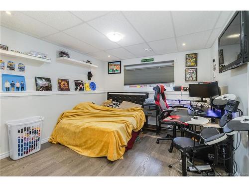 11 Mitchell Wayne, Fredericton, NB 