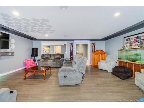 11 Mitchell Wayne, Fredericton, NB 