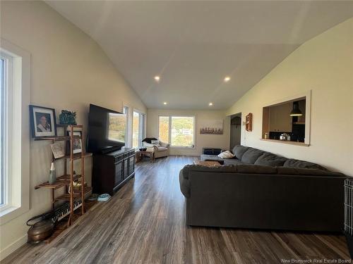 5474 Centrale Rd, Lac Baker, NB 