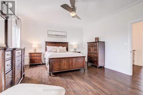1842 Pagehurst Avenue, Mississauga, ON - Indoor Photo Showing Bedroom
