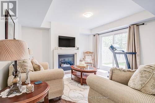 1842 Pagehurst Avenue, Mississauga, ON - Indoor Photo Showing Living Room With Fireplace