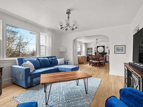 3 Scotsburn Avenue, Dartmouth, NS 