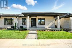 11 ACCURSI CRESCENT Pelham (Fonthill), ON L0S 1E2