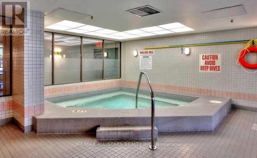 402 - 7601 Bathurst Street, Vaughan, ON - Indoor Photo Showing Other Room With In Ground Pool