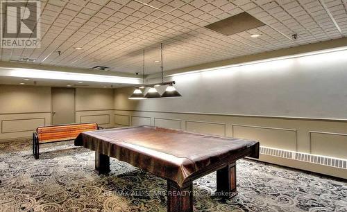 402 - 7601 Bathurst Street, Vaughan, ON - Indoor Photo Showing Other Room