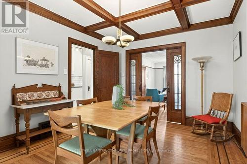 93 Houghton Avenue S, Hamilton, ON - Indoor Photo Showing Dining Room