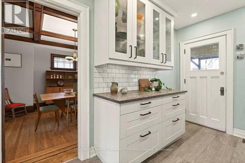 93 Houghton Avenue S, Hamilton, ON - Indoor Photo Showing Other Room