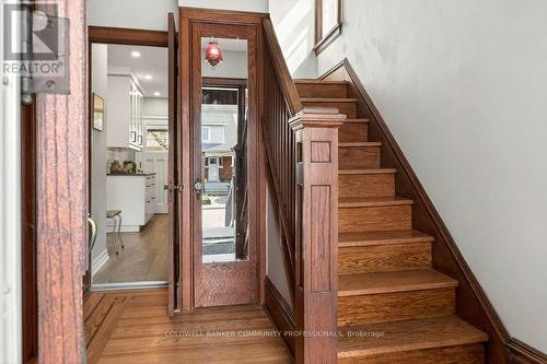 93 Houghton Avenue S, Hamilton, ON - Indoor Photo Showing Other Room