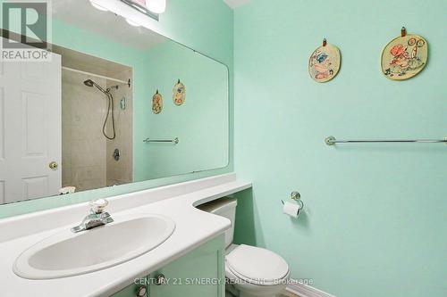41 Hunterswood Crescent, Ottawa, ON - Indoor Photo Showing Bathroom