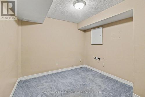 41 Hunterswood Crescent, Ottawa, ON - Indoor Photo Showing Other Room