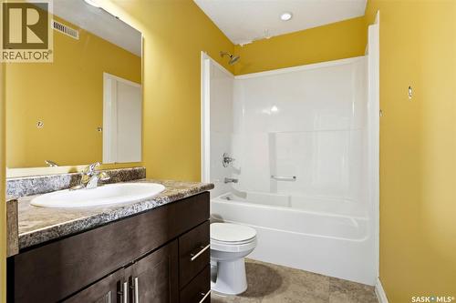 5414 Mitchinson Way, Regina, SK - Indoor Photo Showing Bathroom