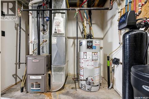 5414 Mitchinson Way, Regina, SK - Indoor Photo Showing Basement