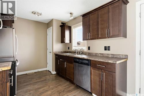 5414 Mitchinson Way, Regina, SK - Indoor Photo Showing Kitchen With Double Sink
