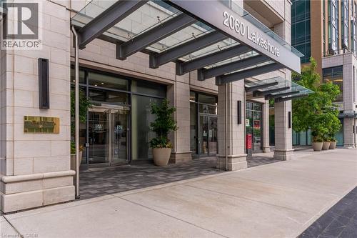 2060 Lakeshore Road Unit# 308, Burlington, ON - Outdoor With Facade