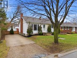 181 PICTON STREET W Goderich (Goderich (Town)), ON N7A 2C6