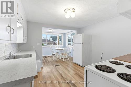 181 Picton Street W, Goderich (Goderich (Town)), ON - Indoor Photo Showing Kitchen