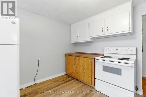 181 Picton Street W, Goderich (Goderich (Town)), ON - Indoor Photo Showing Kitchen