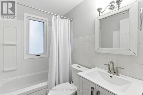 181 Picton Street W, Goderich (Goderich (Town)), ON - Indoor Photo Showing Bathroom