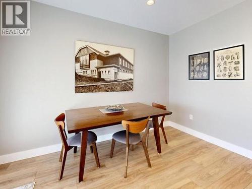 4511 Manson Ave, Powell River, BC - Indoor Photo Showing Dining Room