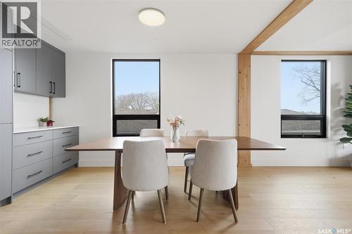 301 212 Saskatchewan Crescent, Saskatoon, SK - Indoor Photo Showing Dining Room