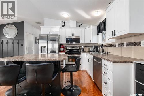 130 Marine Drive, South Lake, SK - Indoor Photo Showing Kitchen With Upgraded Kitchen