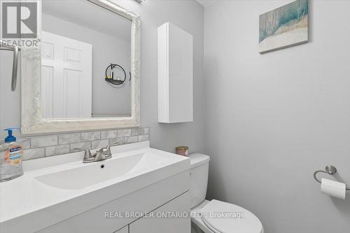 3 - 481 Beechwood Drive, Waterloo, ON - Indoor Photo Showing Bathroom