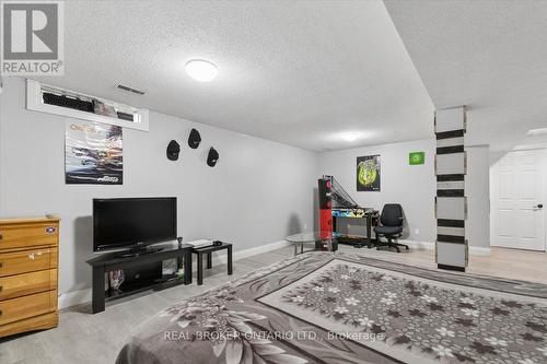3 - 481 Beechwood Drive, Waterloo, ON - Indoor