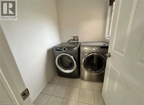 450 Cavanagh Lane, Milton, ON - Indoor Photo Showing Laundry Room