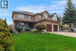 86 MARGARET Avenue Hamilton, ON L8G 3G5