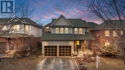 18 REDDENHURST CRESCENT Georgina, ON L4P 4G1