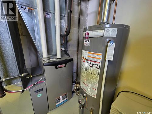 464 Macdonald Drive, Swift Current, SK - Indoor Photo Showing Basement