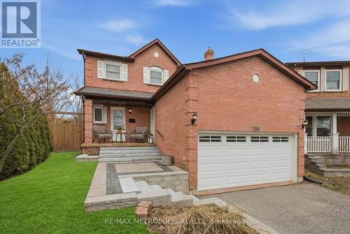 700 MOUNTJOY COURT  Oshawa, ON L1K 1W8
