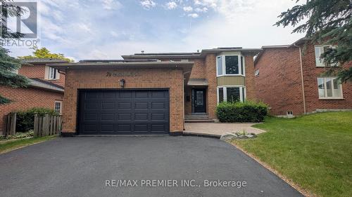 74 ATTRIDGE DRIVE  Aurora, ON L4G 6J4