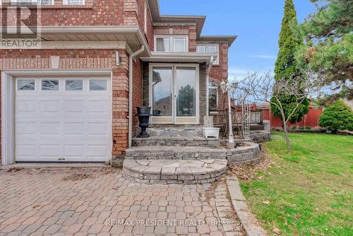 3211 Bloomfield Drive, Mississauga, ON - Outdoor